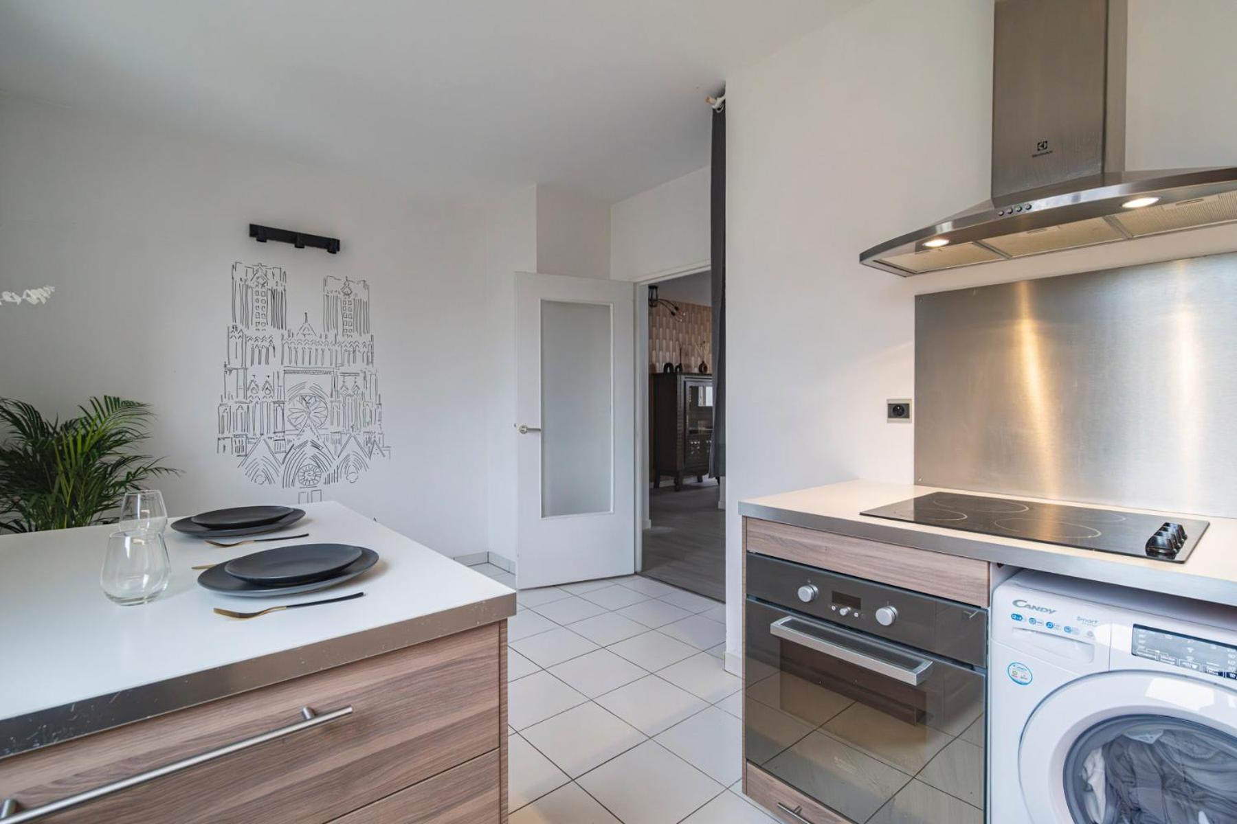 Cathedrale/Centre/Free Parking Apartment Reims Luaran gambar